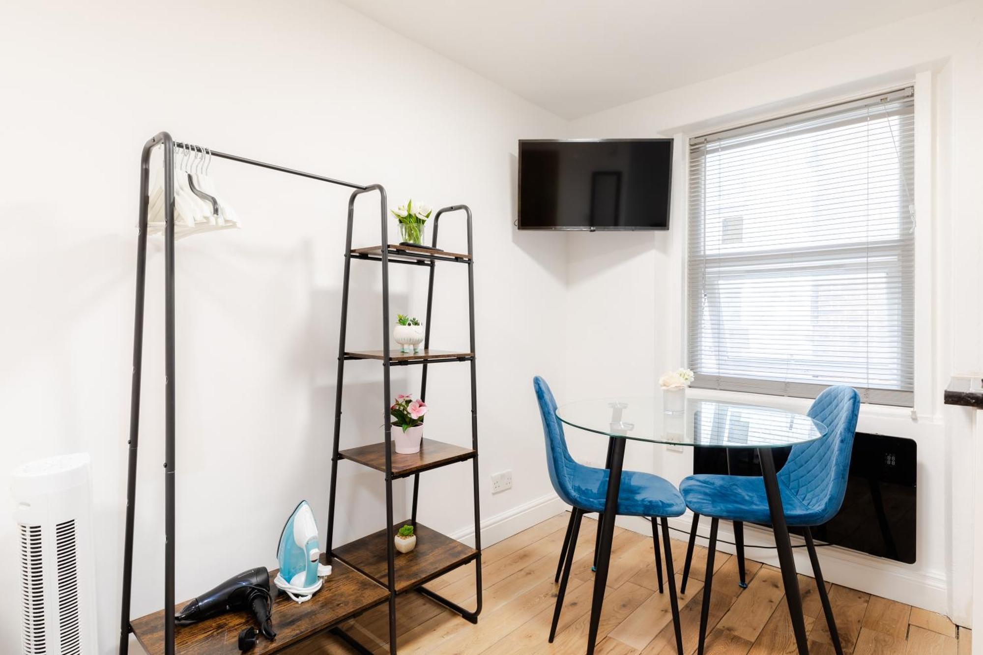 Hyde Park Budget Studios! Apartment London
