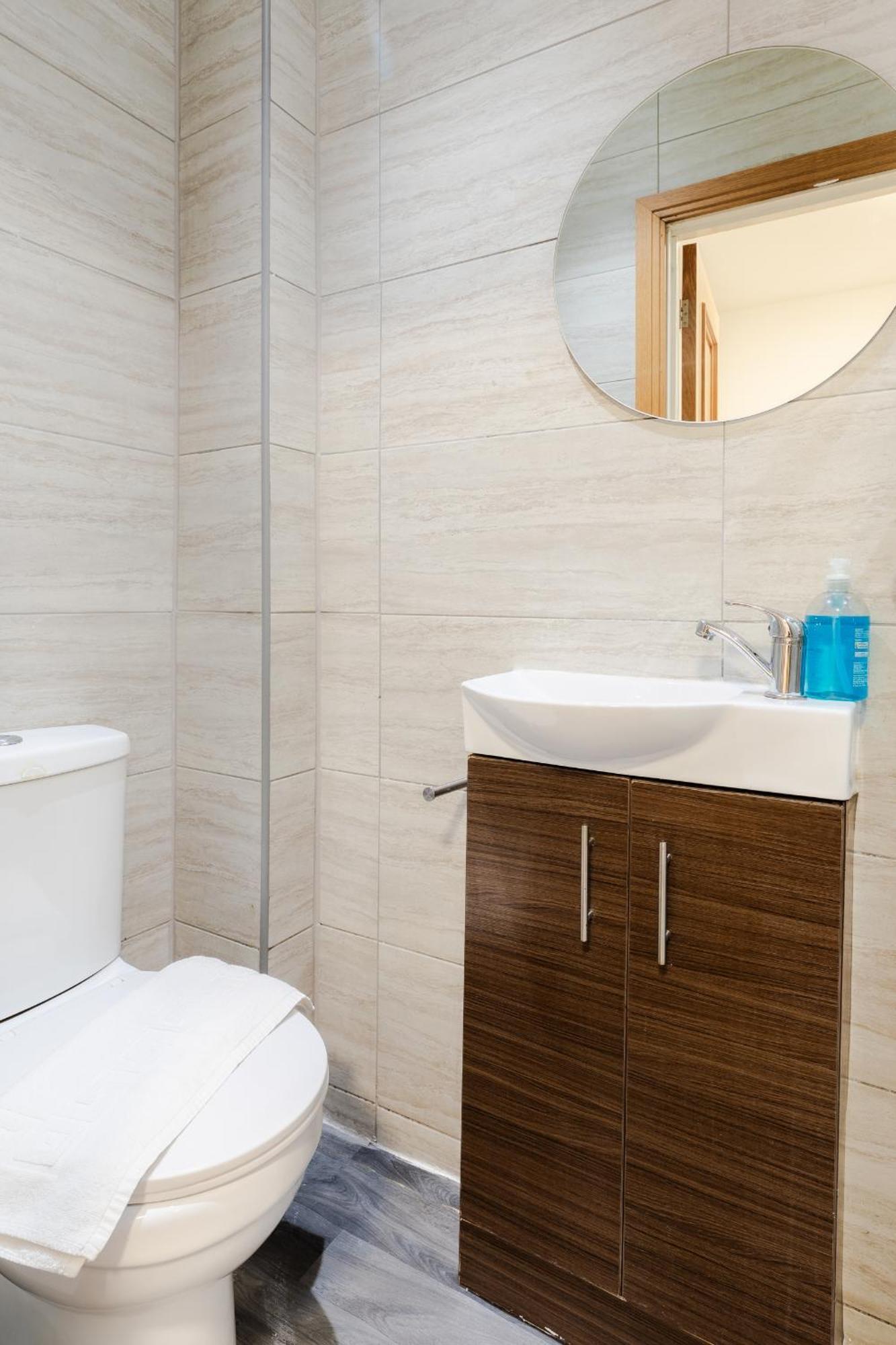 Apartment Hyde Park Budget Studios! London
